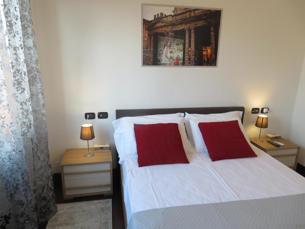 City39 "Residenze Del Cuore" Werona Zewnętrze zdjęcie